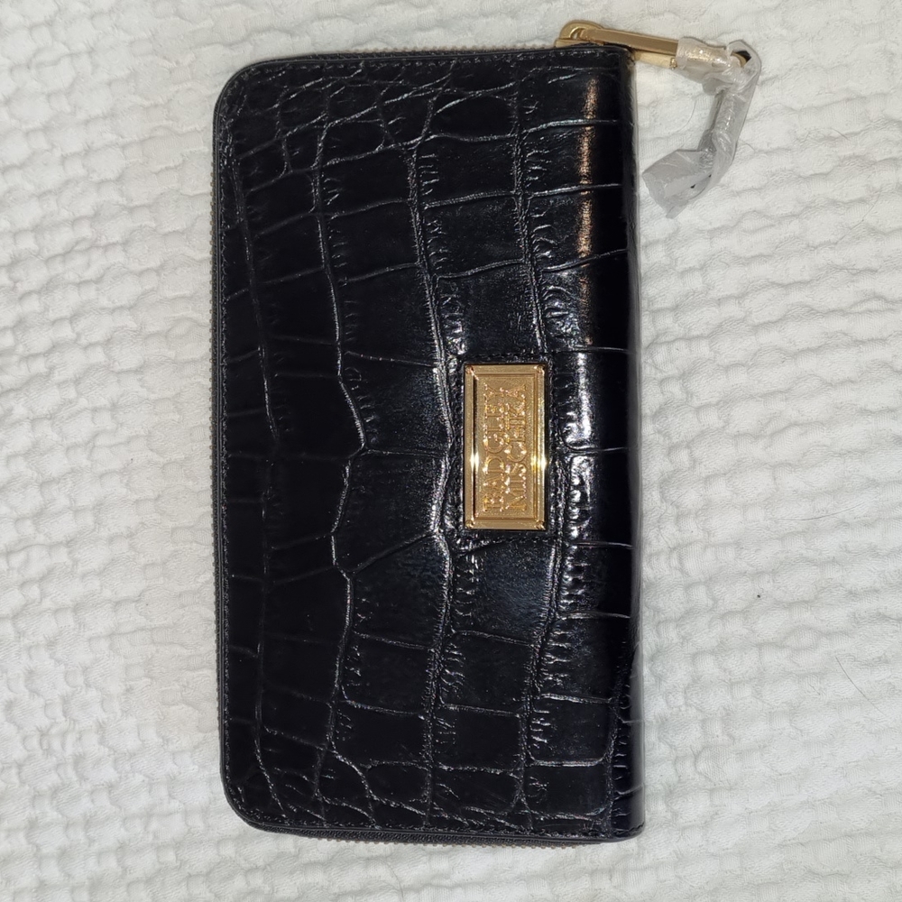 Badgley Mischka black croc print wallet